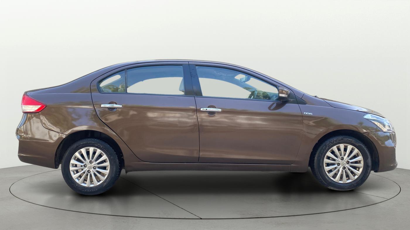 2015 Maruti Ciaz ZDI SHVS, Diesel, Manual, 66,228 km, Right Side View