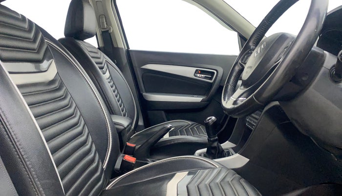 2020 Maruti Vitara Brezza ZXI PLUS, Petrol, Manual, 1,02,607 km, Right Side Front Door Cabin