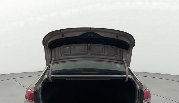 2018 Hyundai Verna 1.6 VTVT SX, Petrol, Manual, 51,170 km, Boot Door Open