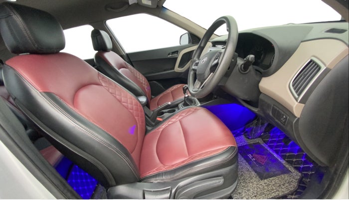 2016 Hyundai Creta SX PLUS 1.6 PETROL, Petrol, Manual, 1,05,128 km, Right Side Front Door Cabin