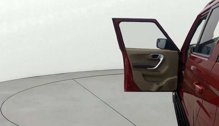 2016 Mahindra TUV300 T8 AMT, Diesel, Automatic, 86,242 km, LHS Front Door