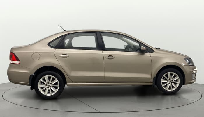 2016 Volkswagen Vento HIGHLINE 1.5 AT, Diesel, Automatic, 1,22,532 km, Right Side View