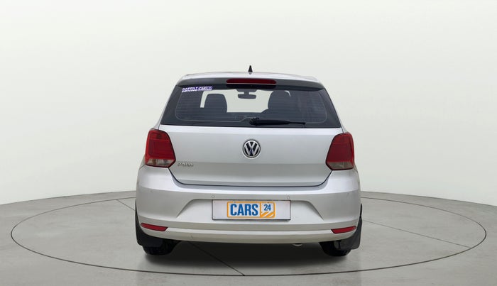 2016 Volkswagen Polo HIGHLINE1.2L, Petrol, Manual, 59,902 km, Back/Rear