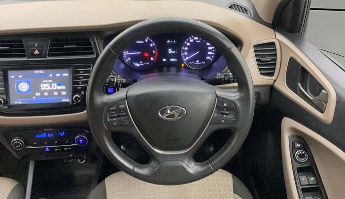 2017 Hyundai Elite i20 ASTA 1.2 (O), Petrol, Manual, 33,644 km, Steering Wheel Close Up