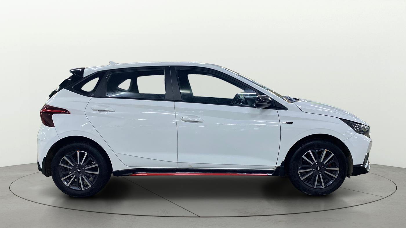 2022 Hyundai NEW I20 N LINE N6 1.0 TURBO GDI IMT, Petrol, Manual, 74,201 km, Right Side View