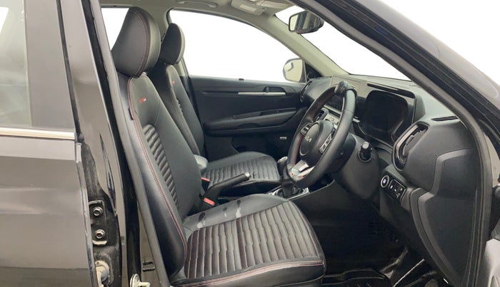 2022 KIA SONET GTX PLUS 1.0 IMT, Petrol, Manual, 18,318 km, Right Side Front Door Cabin