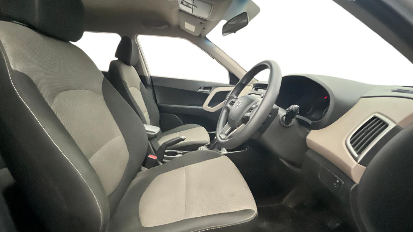 2016 Hyundai Creta SX PLUS 1.6 PETROL, Petrol, Manual, 51,696 km, Right Side Front Door Cabin