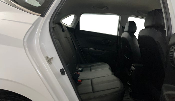 2021 Hyundai NEW I20 ASTA 1.0 GDI TURBO DCT, Petrol, Automatic, 30,375 km, Right Side Rear Door Cabin