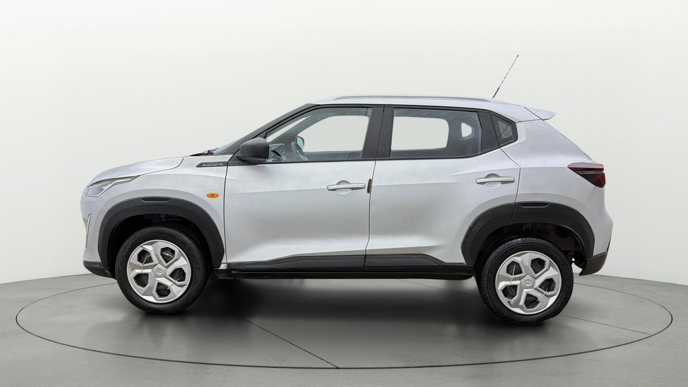 2022 Nissan MAGNITE XE, Petrol, Manual, 56,387 km, Left Side