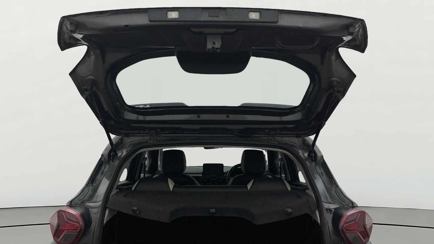 2022 Tata PUNCH ADVENTURE AMT, Petrol, Automatic, 24,678 km, Boot Door Open