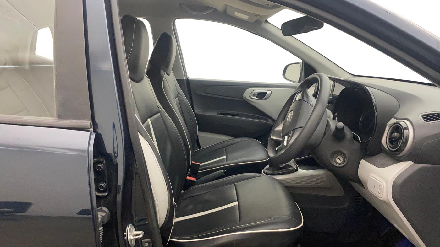 2023 Hyundai GRAND I10 NIOS SPORTZ 1.2 KAPPA VTVT, Petrol, Manual, 12,664 km, Right Side Front Door Cabin