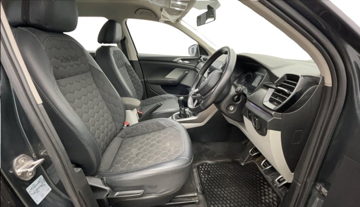 2022 Skoda KUSHAQ AMBITION 1.0L TSI MT, Petrol, Manual, 47,058 km, Right Side Front Door Cabin