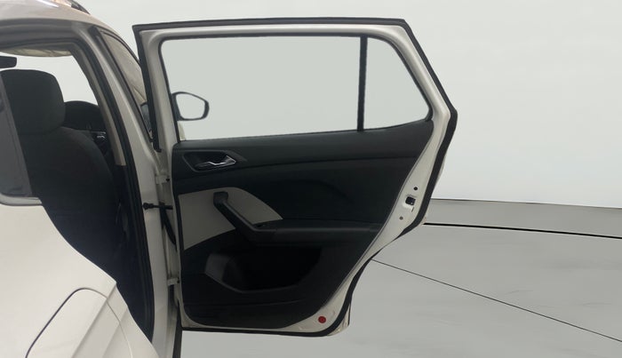 2022 Skoda KUSHAQ STYLE 1.0L TSI AT (6 AIRBAGS), Petrol, Automatic, 34,408 km, RHS Rear Door