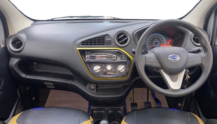 2017 Datsun Redi Go GOLD LIMITED EDITION, Petrol, Manual, 1,00,069 km, Dashboard