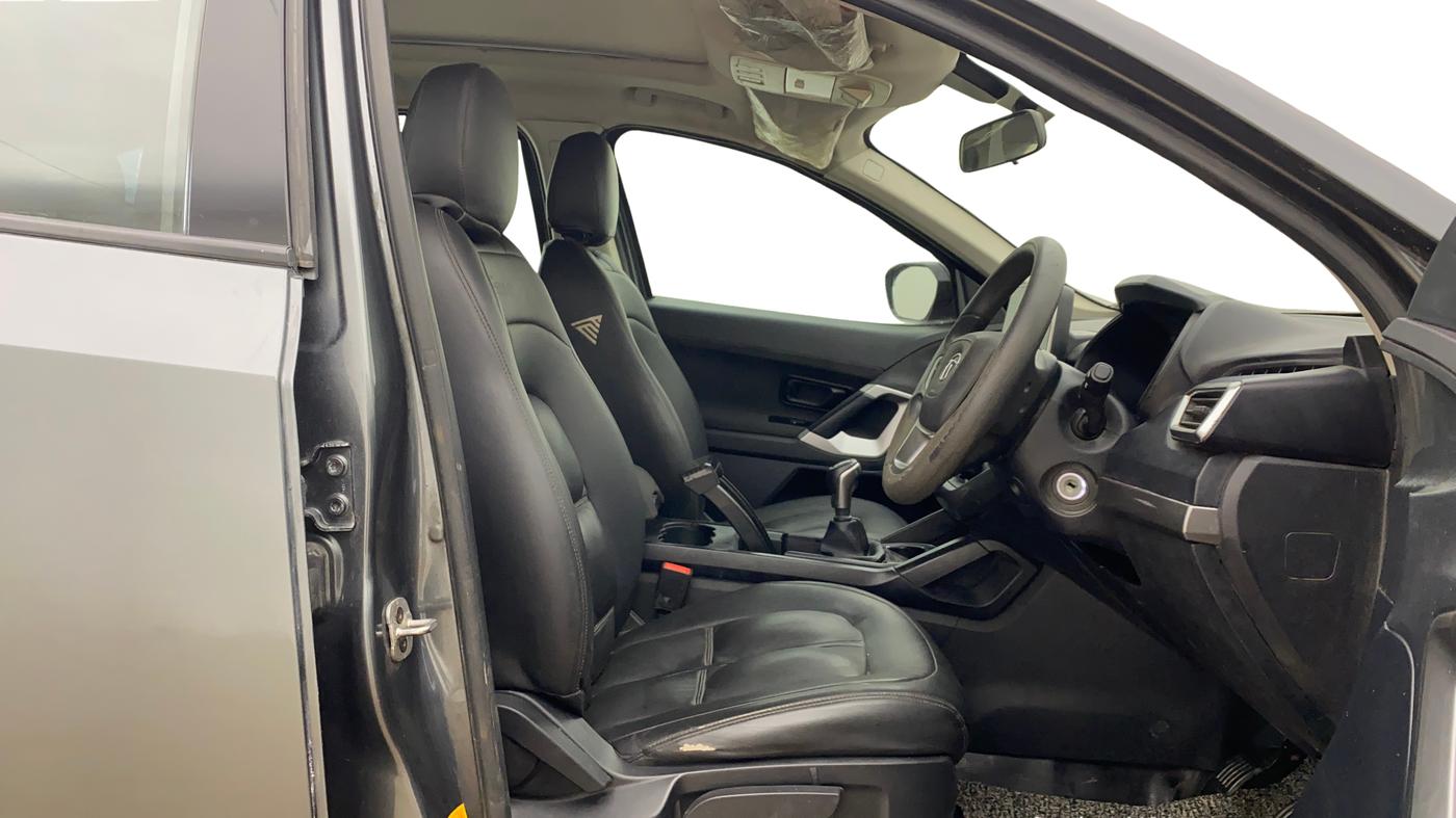 2023 Tata Harrier XM SUNROOF 2.0L KRYOTEC, Diesel, Manual, 45,493 km, Right Side Front Door Cabin