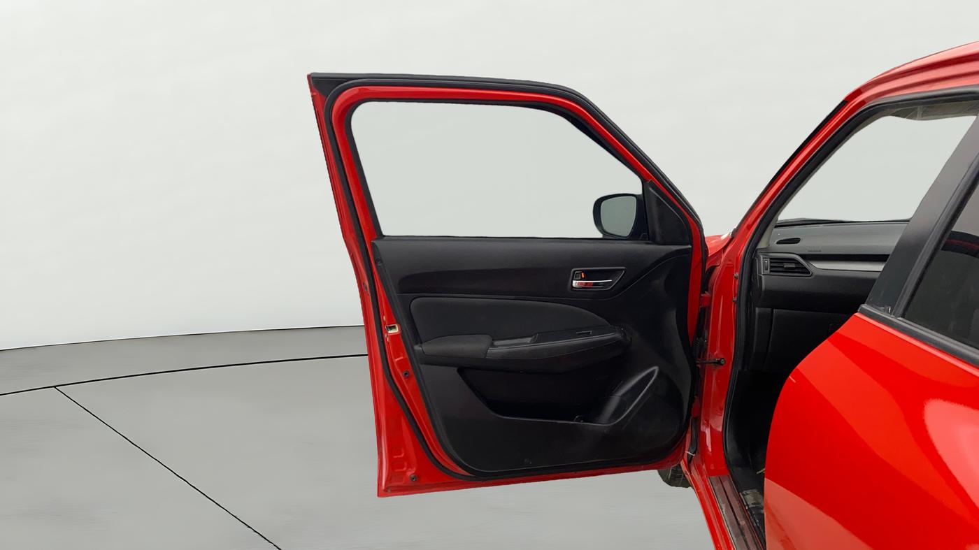 2022 Maruti Swift VXI, Petrol, Manual, 40,862 km, LHS Front Door
