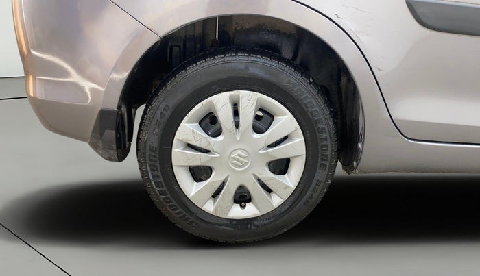 2013 Maruti Swift Dzire VXI, Petrol, Manual, 63,118 km, Right Rear Wheel