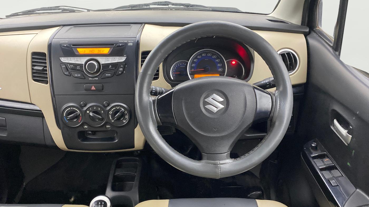 2018 Maruti Wagon R 1.0 VXI, Petrol, Manual, 45,234 km, Steering Wheel Close Up