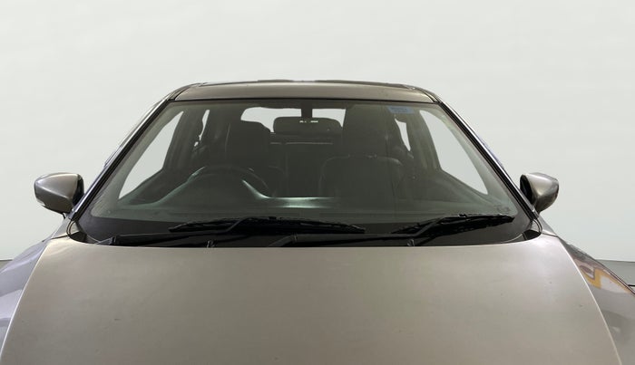 2017 Maruti Baleno ALPHA PETROL 1.2, Petrol, Manual, 33,581 km, Front Windshield