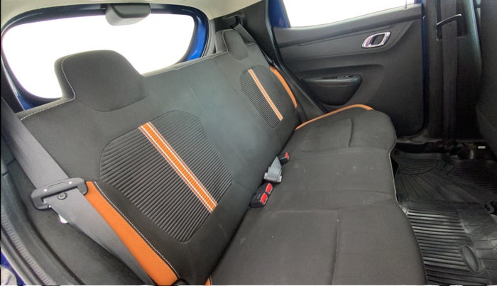 2021 Renault Kwid CLIMBER 1.0 AMT (O), Petrol, Automatic, 24,348 km, Right Side Rear Door Cabin