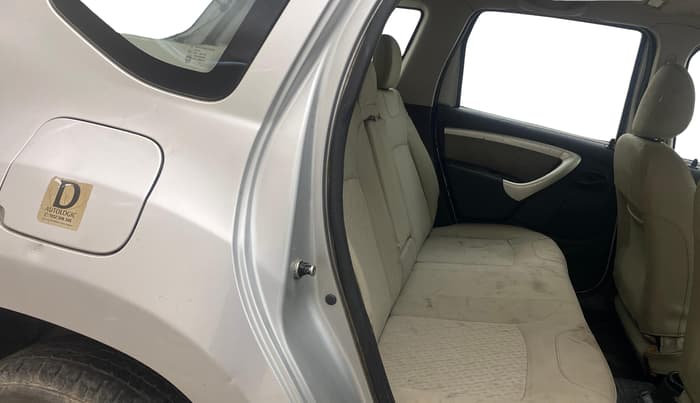 2013 Renault Duster 85 PS RXL DIESEL, Diesel, Manual, 1,05,325 km, Right Side Rear Door Cabin