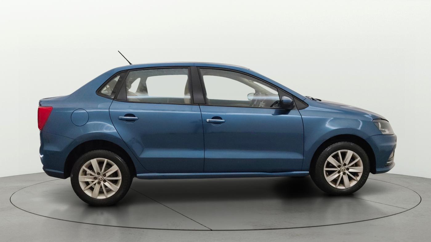 2016 Volkswagen Ameo HIGHLINE1.5L, Diesel, Manual, 1,44,002 km, Right Side View