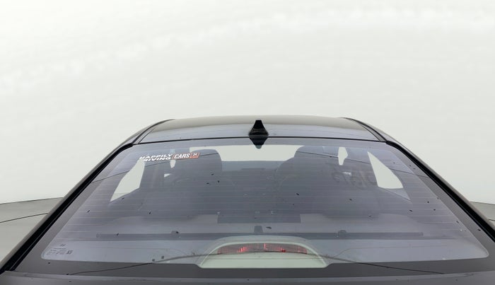 2022 Hyundai Verna SX (O)1.5 VTVT, Petrol, Manual, 36,787 km, Rear Windshield