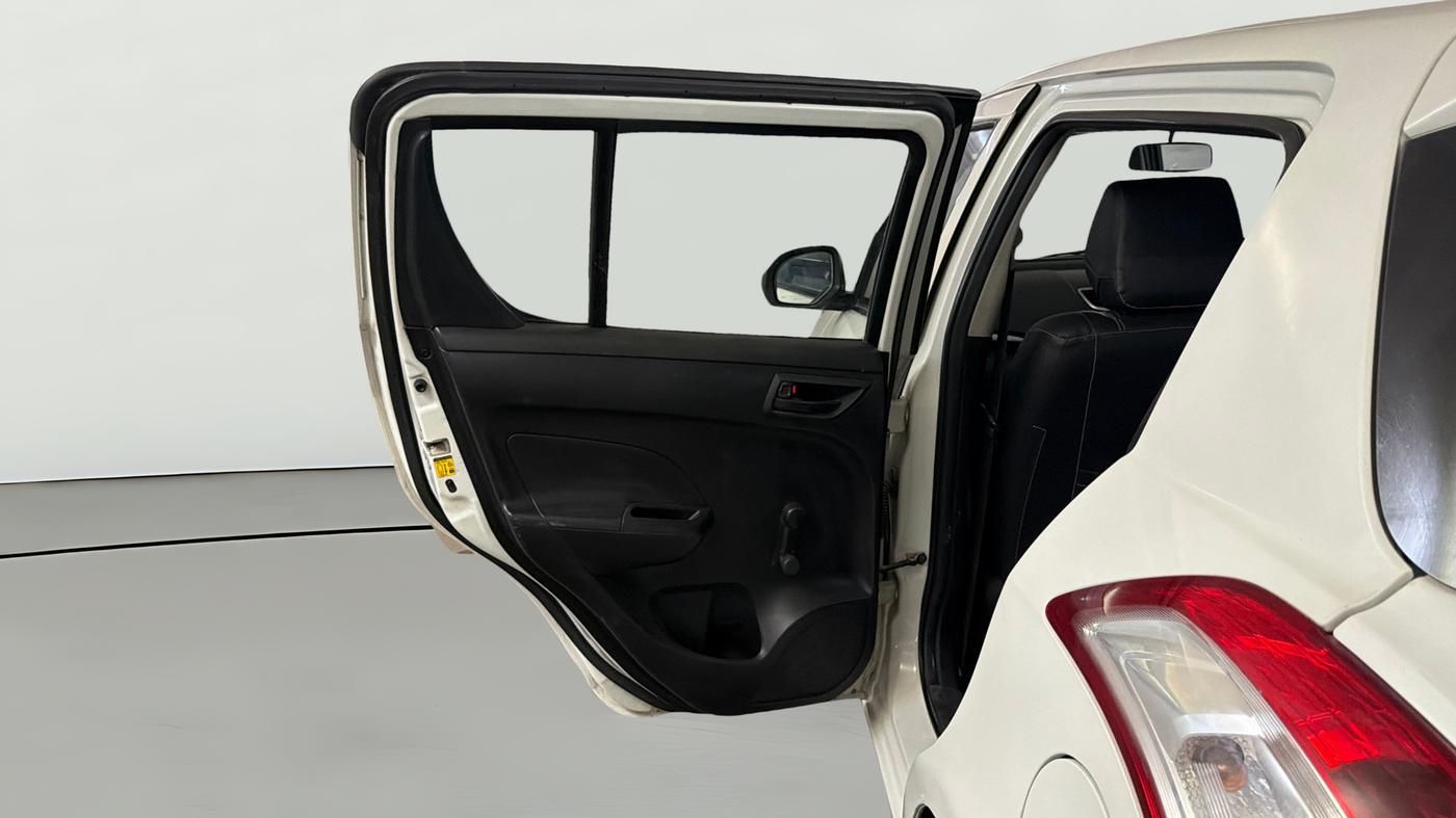 2015 Maruti Swift LXI (O), Petrol, Manual, 67,371 km, LHS Rear Door