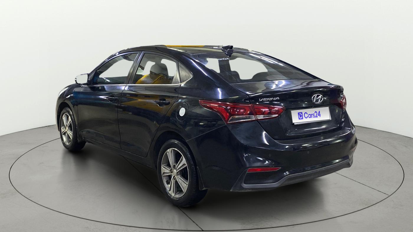 2018 Hyundai Verna 1.6 VTVT SX, Petrol, Manual, 66,811 km, Left Back Diagonal