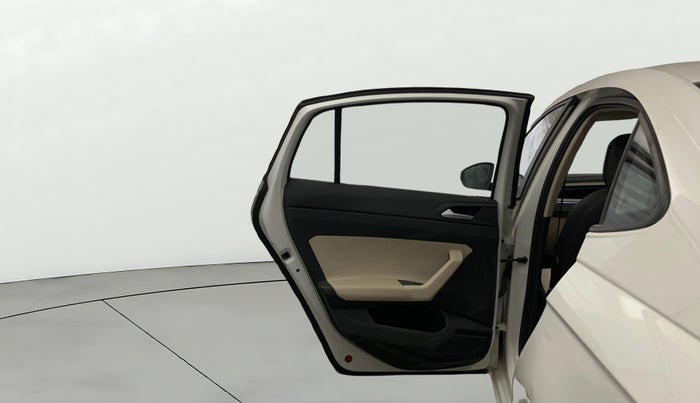 2024 Volkswagen VIRTUS HIGHLINE TSI 1.0 MT, Petrol, Manual, 55,152 km, LHS Rear Door