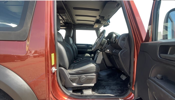 2021 Mahindra Thar LX PETROL HT 4WD AT, Petrol, Automatic, 53,661 km, Right Side Front Door Cabin