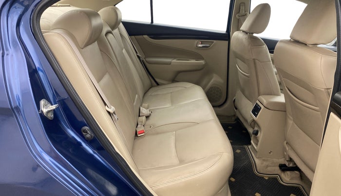 2017 Maruti Ciaz ALPHA 1.4 PETROL, Petrol, Manual, 67,189 km, Right Side Rear Door Cabin