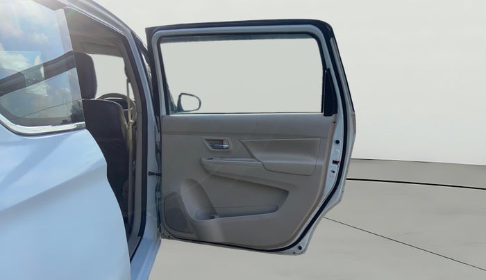 2020 Maruti Ertiga ZXI SHVS, Petrol, Manual, 1,21,578 km, RHS Rear Door
