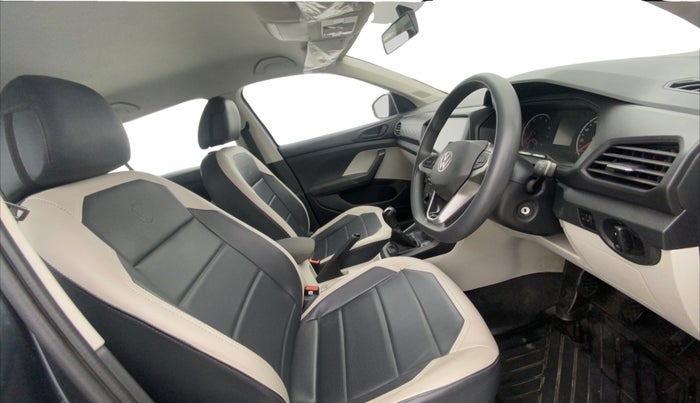 2022 Volkswagen TAIGUN COMFORTLINE 1.0 TSI MT, Petrol, Manual, 93,697 km, Right Side Front Door Cabin