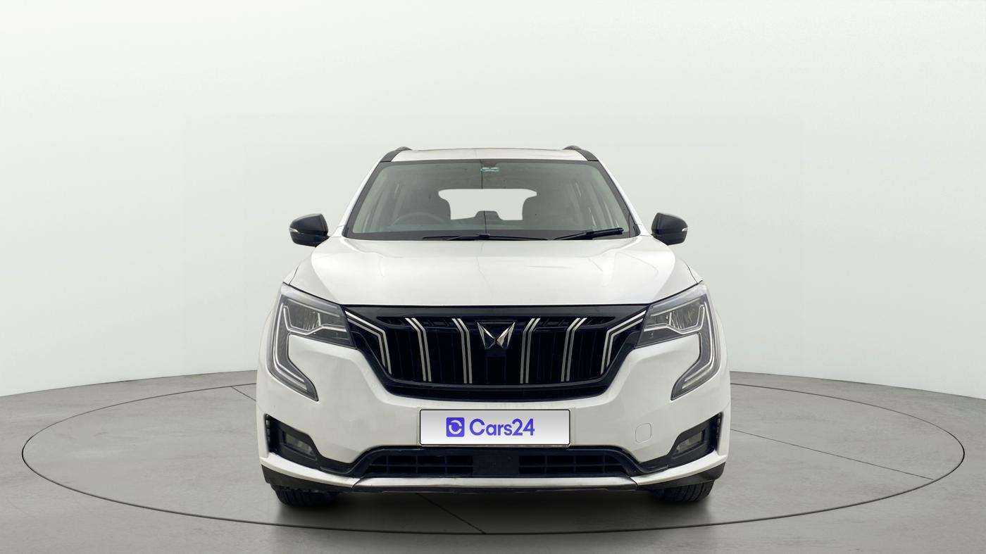2024 Mahindra XUV700 AX 5 D AT 5 STR, Diesel, Automatic, 28,225 km, Front