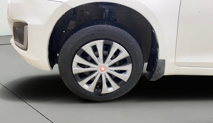2015 Maruti Swift VXI, Petrol, Manual, 50,857 km, Left Front Wheel
