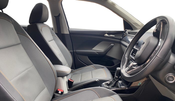 2023 Skoda KUSHAQ STYLE 1.0L TSI AT (6 AIRBAGS), Petrol, Automatic, 20,903 km, Right Side Front Door Cabin