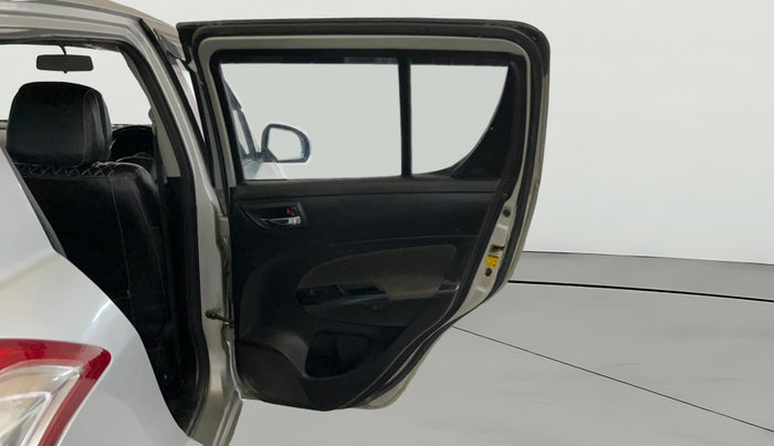2016 Maruti Swift VXI, Petrol, Manual, 1,05,678 km, RHS Rear Door