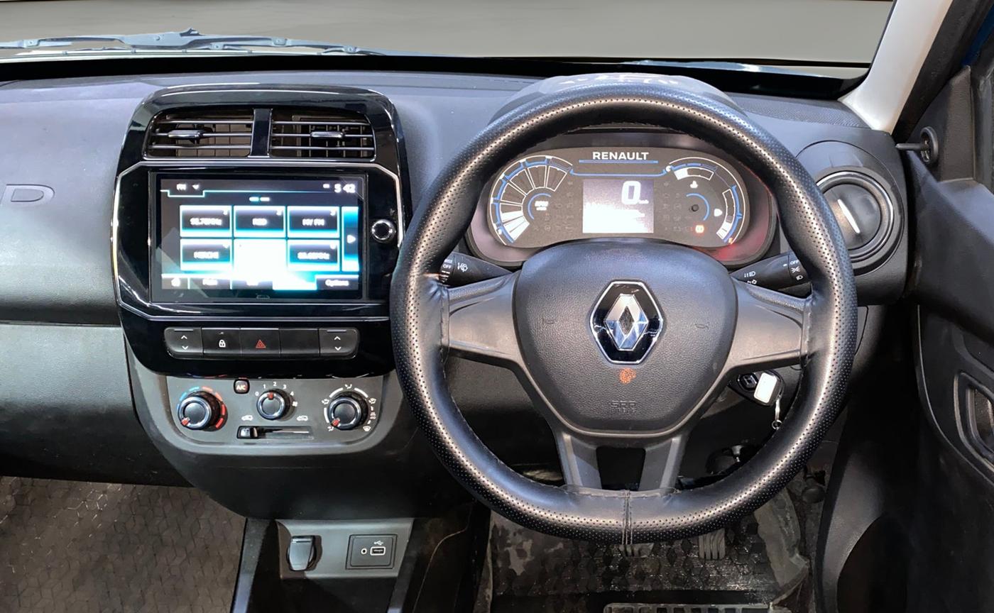 2025 Renault Kwid RXL(O) 1.0L AMT, Petrol, Automatic, 5,000 km, Steering Wheel Close Up