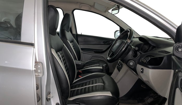 2017 Tata Tiago XT PETROL, CNG, Manual, 73,551 km, Right Side Front Door Cabin