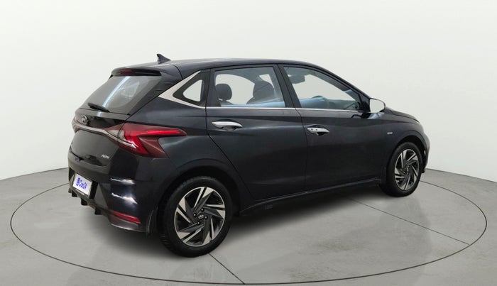 2023 Hyundai NEW I20 ASTA (O) 1.2 AT, Petrol, Automatic, 1,03,006 km, Right Back Diagonal