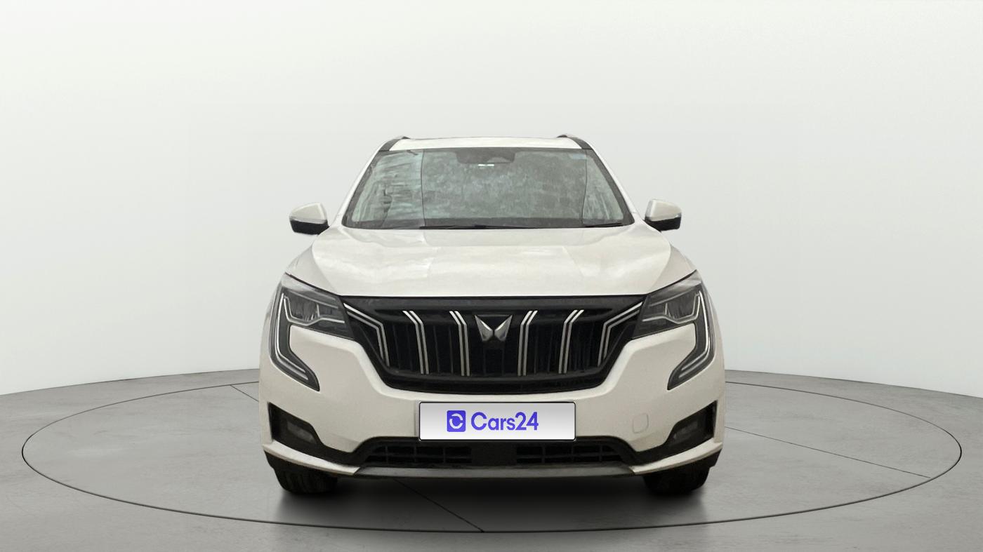 2025 Mahindra XUV700 AX 7 LUXURY P AT 7 STR, Petrol, Automatic, 2,511 km, Front