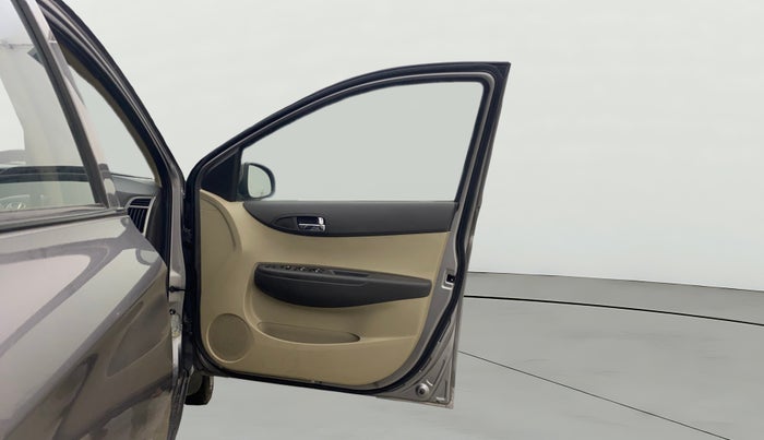 2013 Hyundai i20 SPORTZ 1.2, Petrol, Manual, 66,144 km, RHS Front Door