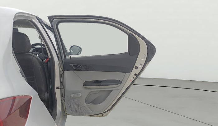 2020 Tata Tiago XE PETROL, Petrol, Manual, 55,668 km, RHS Rear Door