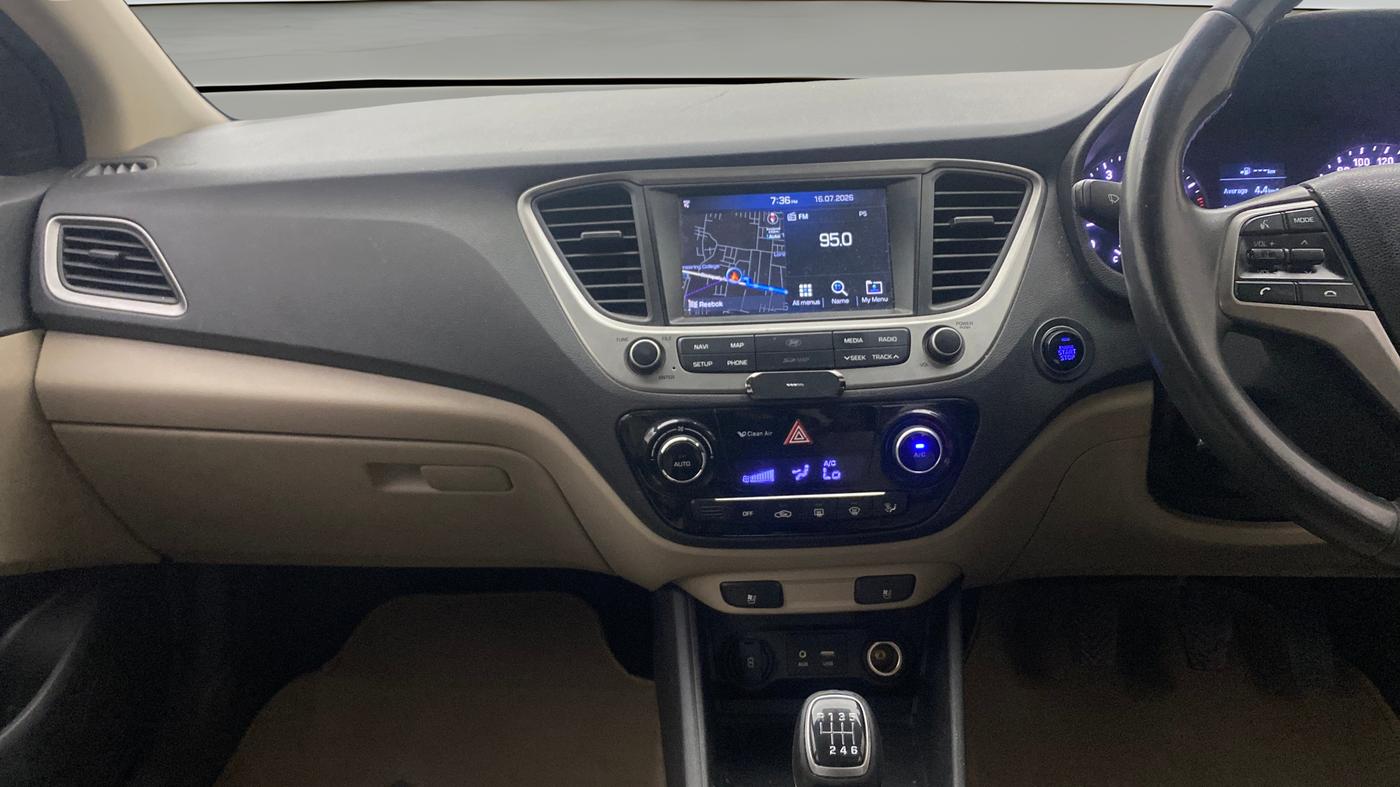 2017 Hyundai Verna 1.6 VTVT SX O, Petrol, Manual, 61,610 km, Air Conditioner