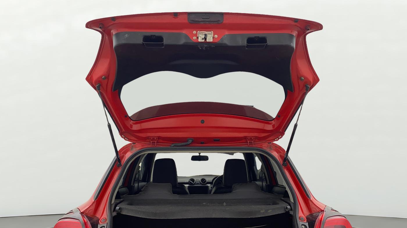 2022 Maruti Swift VXI, Petrol, Manual, 40,862 km, Boot Door Open