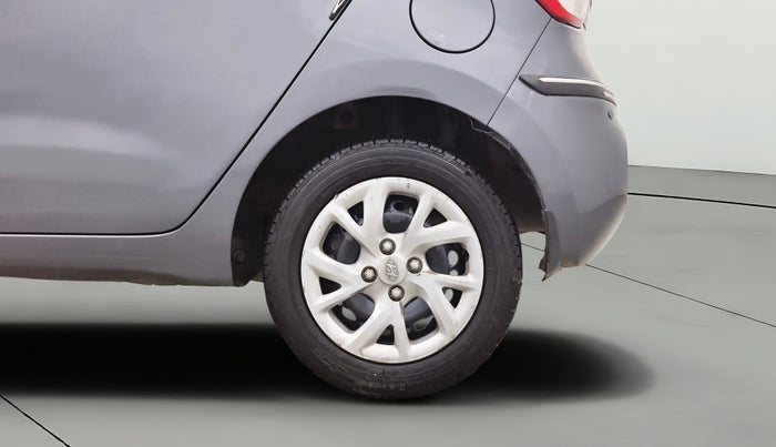 2017 Hyundai Grand i10 MAGNA AT 1.2 KAPPA VTVT, Petrol, Automatic, 38,740 km, Left Rear Wheel