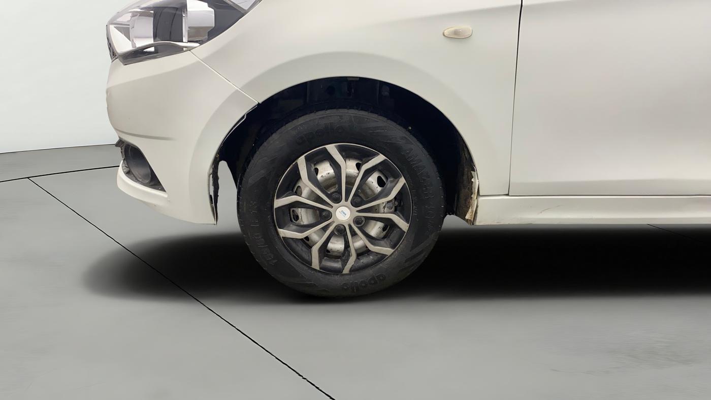 2016 Tata Tiago XE DIESEL, Diesel, Manual, 1,23,710 km, Left Front Wheel
