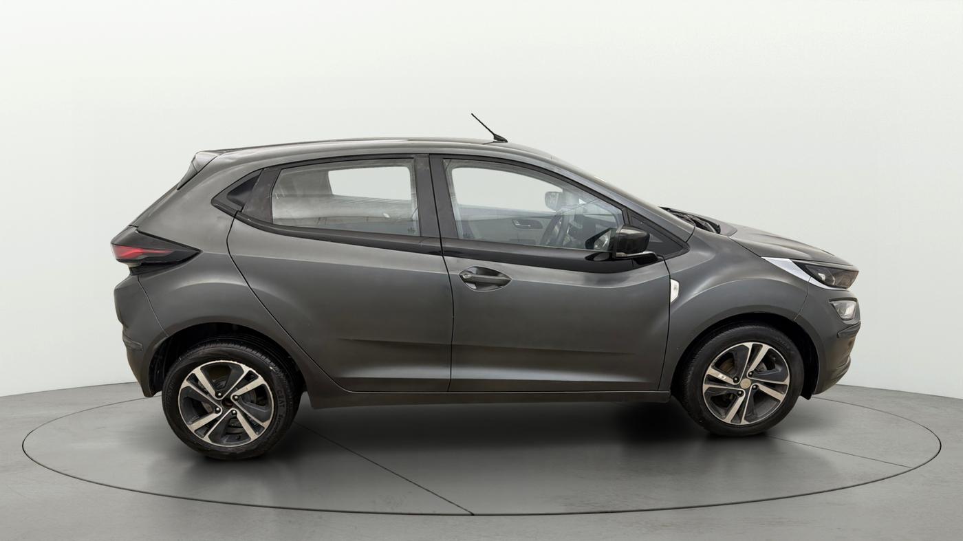 2022 Tata ALTROZ XZ PETROL, Petrol, Manual, 68,741 km, Right Side View
