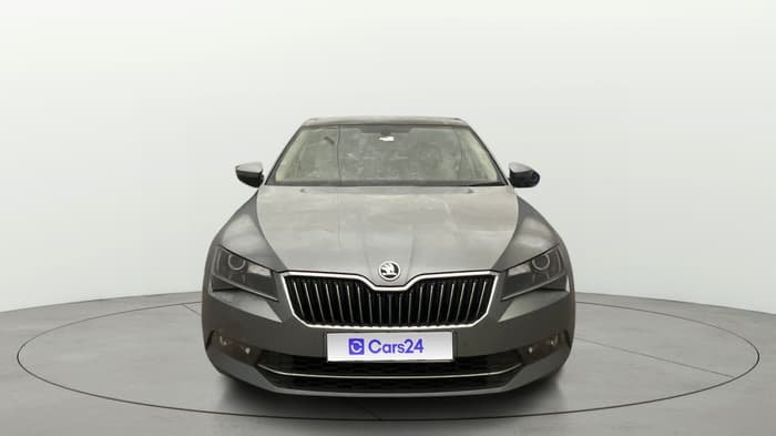 2017 Skoda Superb L&K 1.8 TSI AT, Petrol, Automatic, 47,070 km, Front